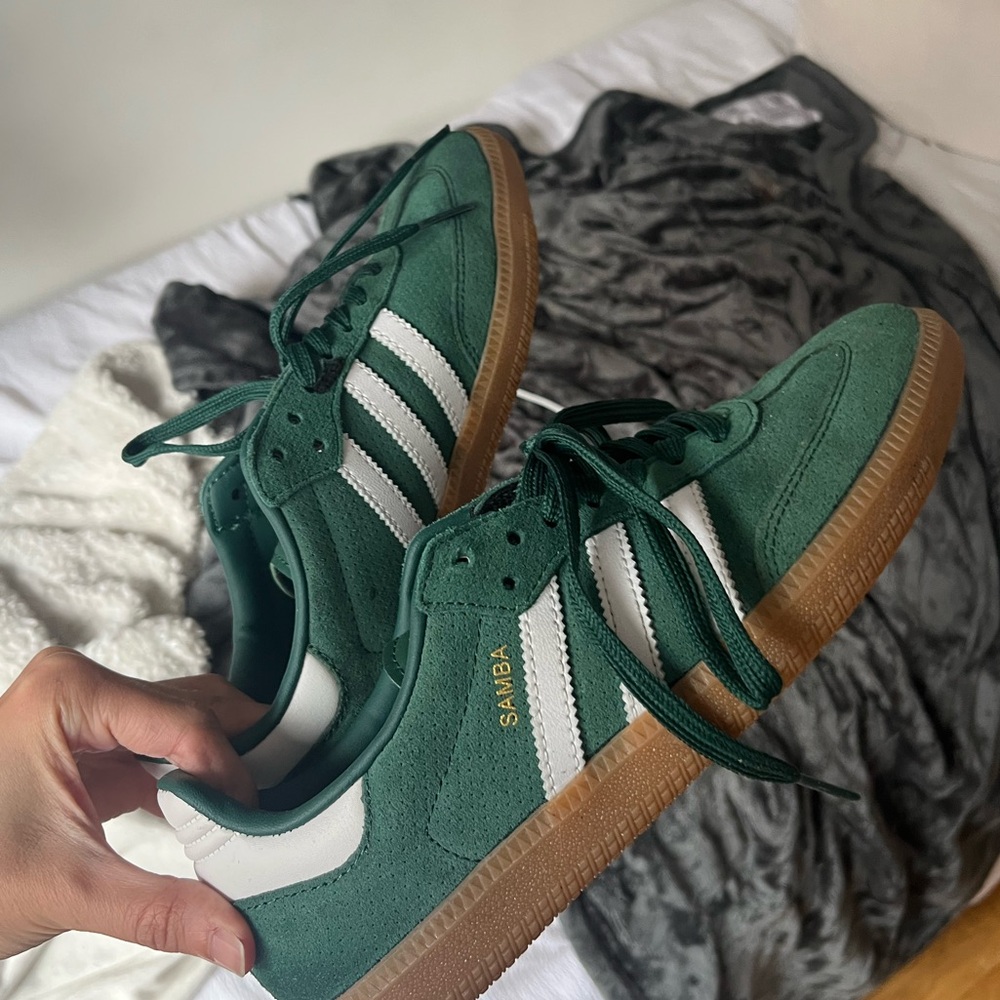 Green sambas